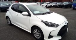 Toyota Yaris HYBRID X 2022